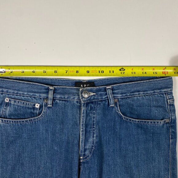 A.P.C. Button-Fly Slim Straight Medium Wash Blue Denim Jeans men's size 31x32 - Picture 8 of 10